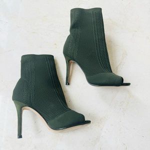 Catherine Malandrino Green bootie/ankle boots size 8